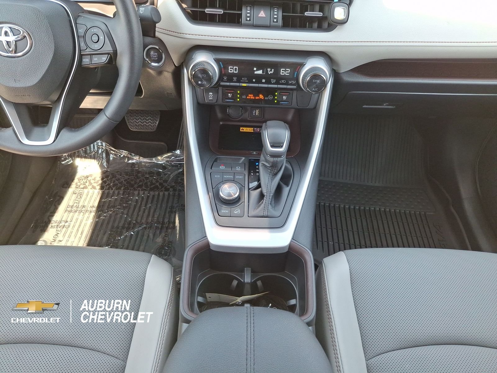 2025 Toyota RAV4 Limited - Photo 12