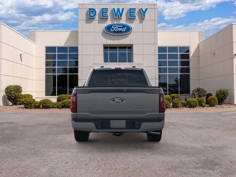 New 2026 Carbonized Gray Metallic Ford XLT image 5