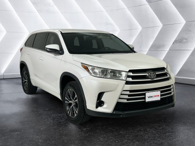 2017 Toyota Highlander LE