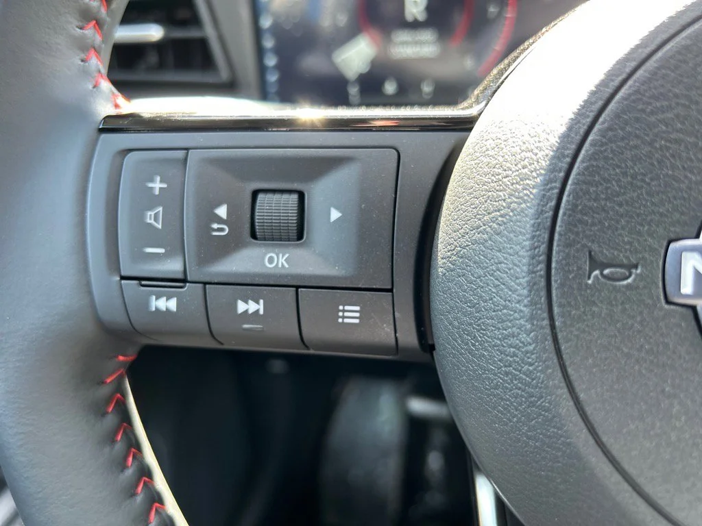 2025 Nissan Kicks SR AWD - Photo 11