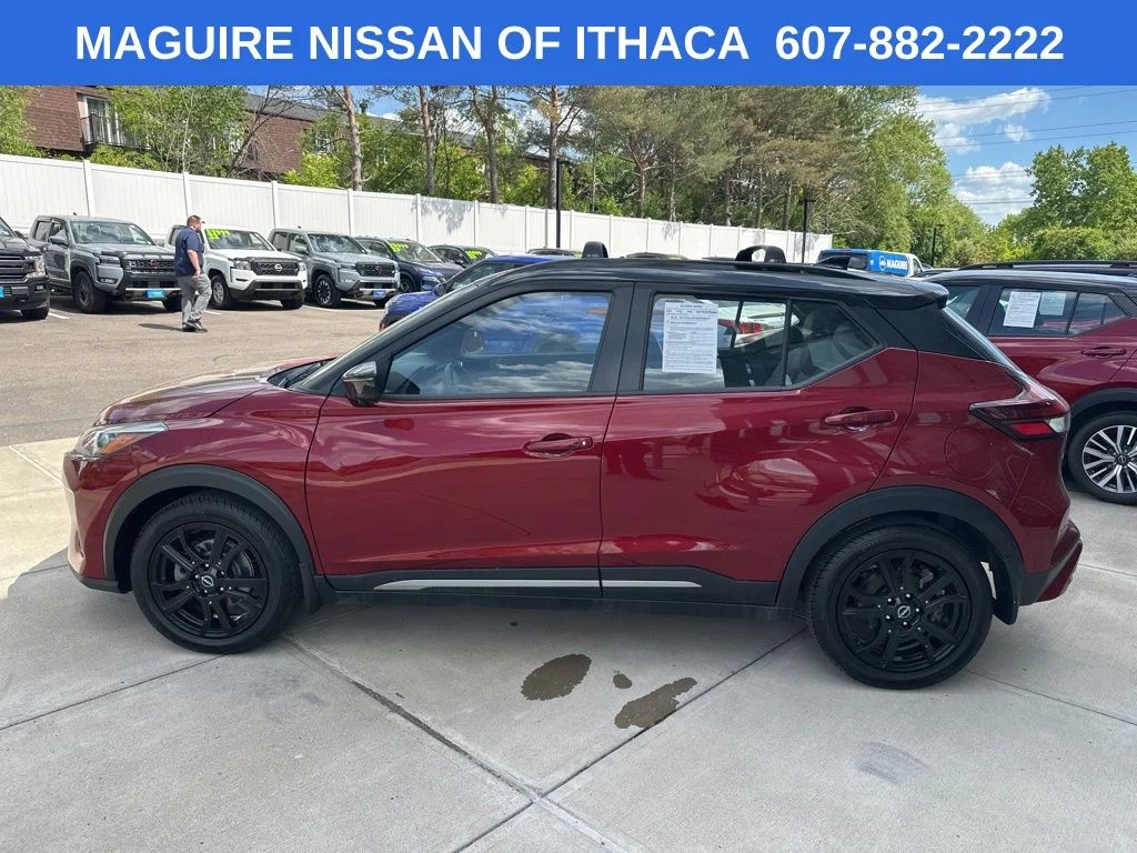 Used 2023 Red Nissan SR image 8