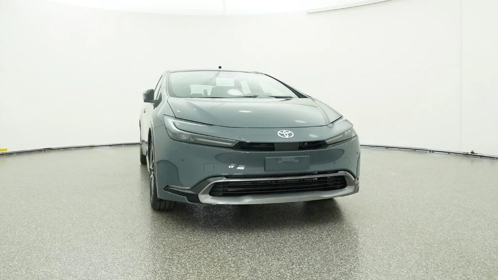 New 2026 Guardian Gray Toyota XLE image 6