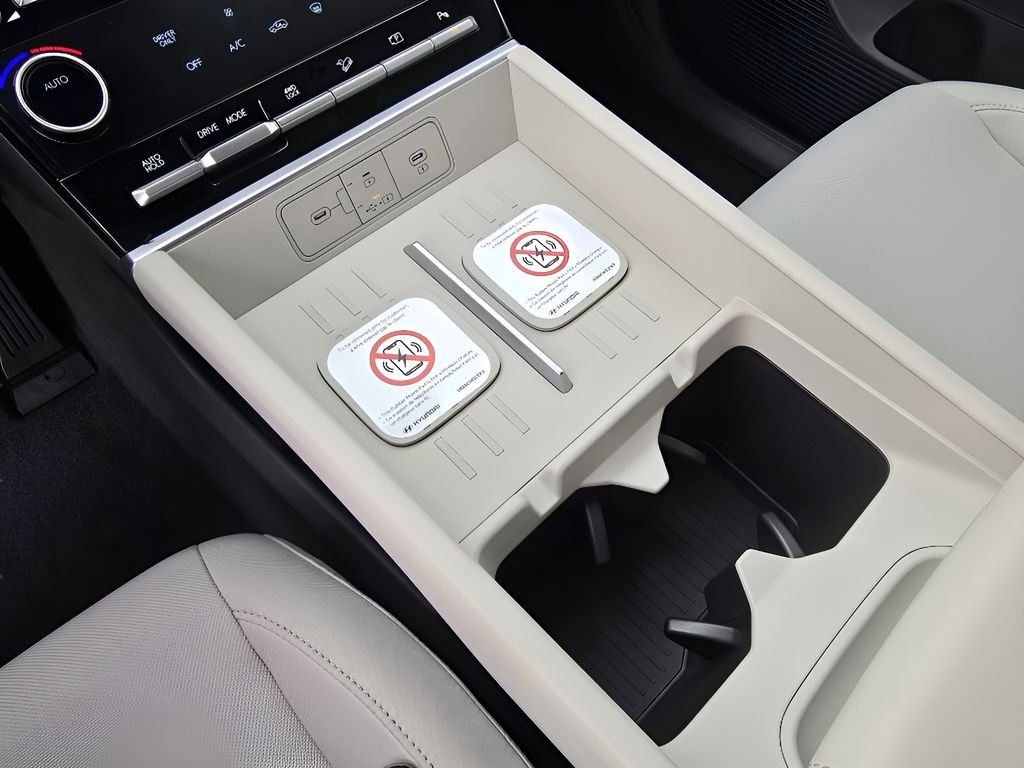 New 2026 Shimmering Silver Hyundai SE image 19