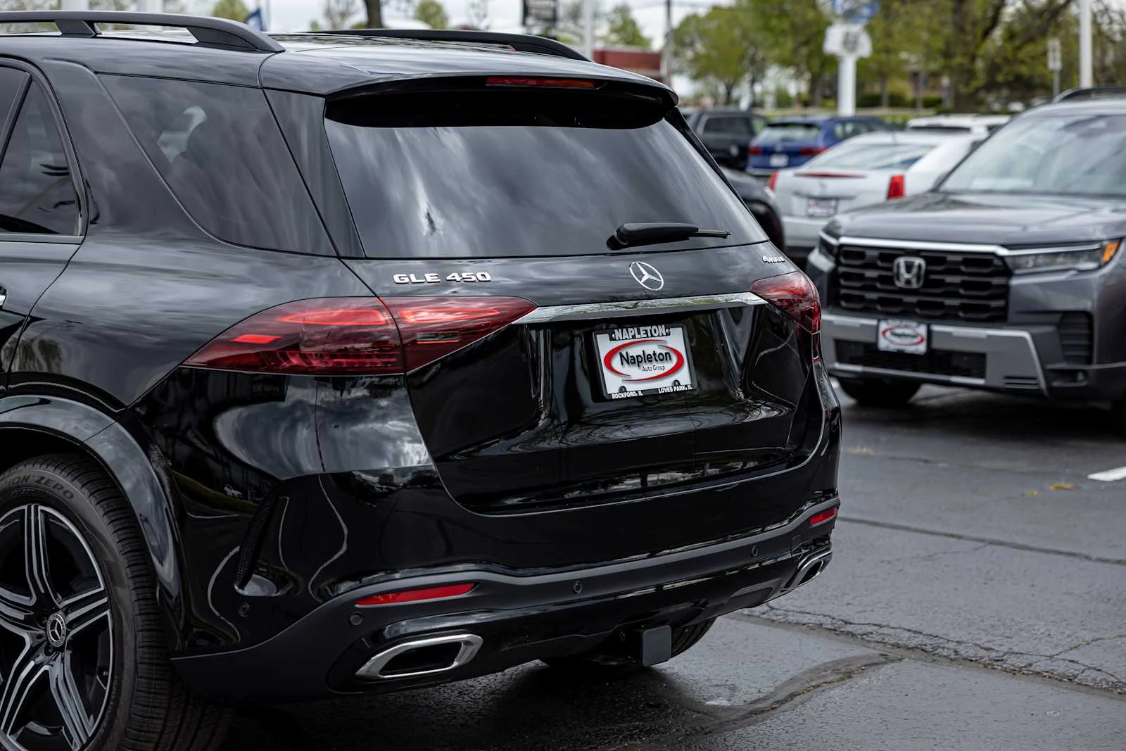 New 2026 Black Mercedes-Benz GLE 450 image 32
