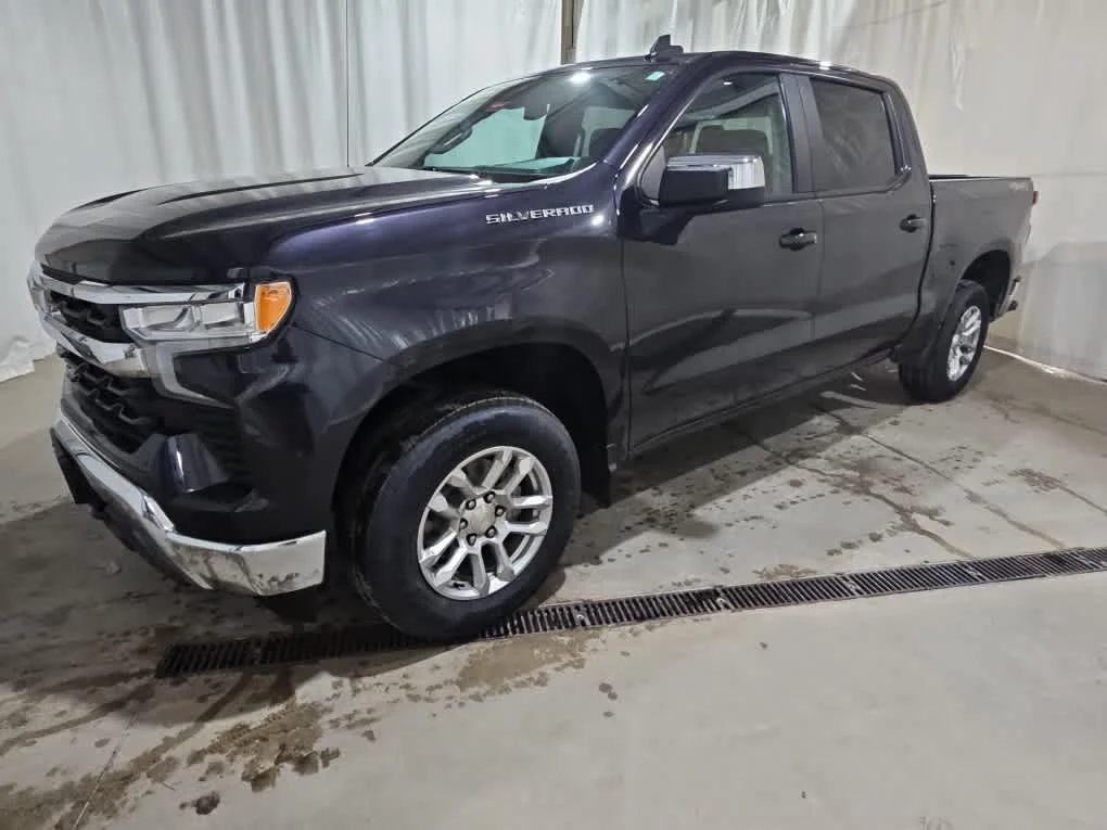 Used 2023 Dark Ash Metallic Chevrolet LT image 3