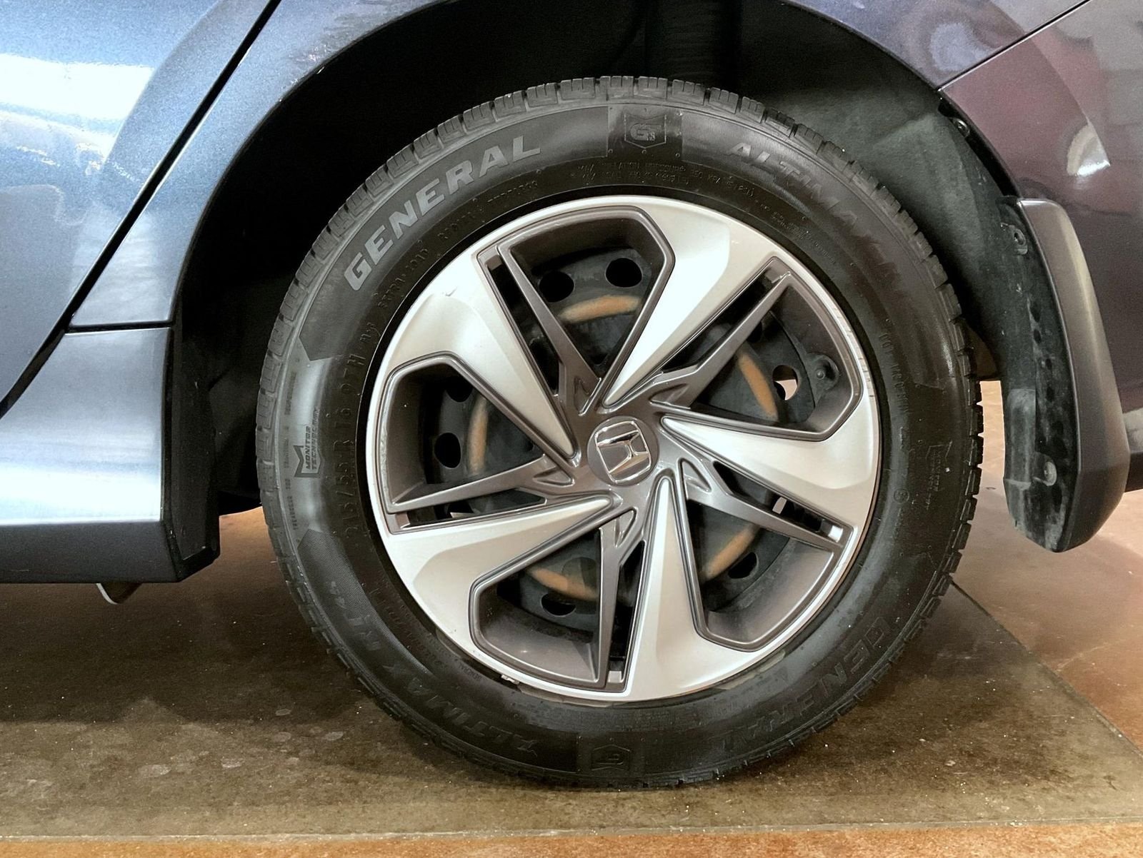 Used 2019 Blue Honda LX image 22