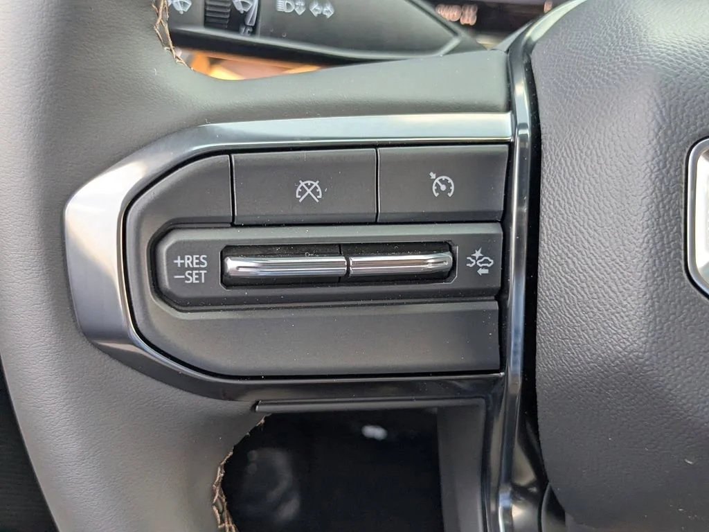 2025 GMC Canyon AT4 - Photo 22