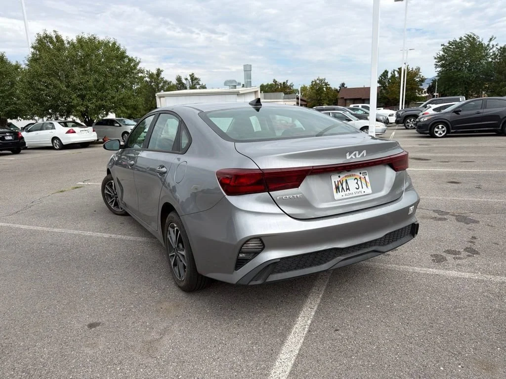 Used 2024 Steel Gray Kia LXS image 8
