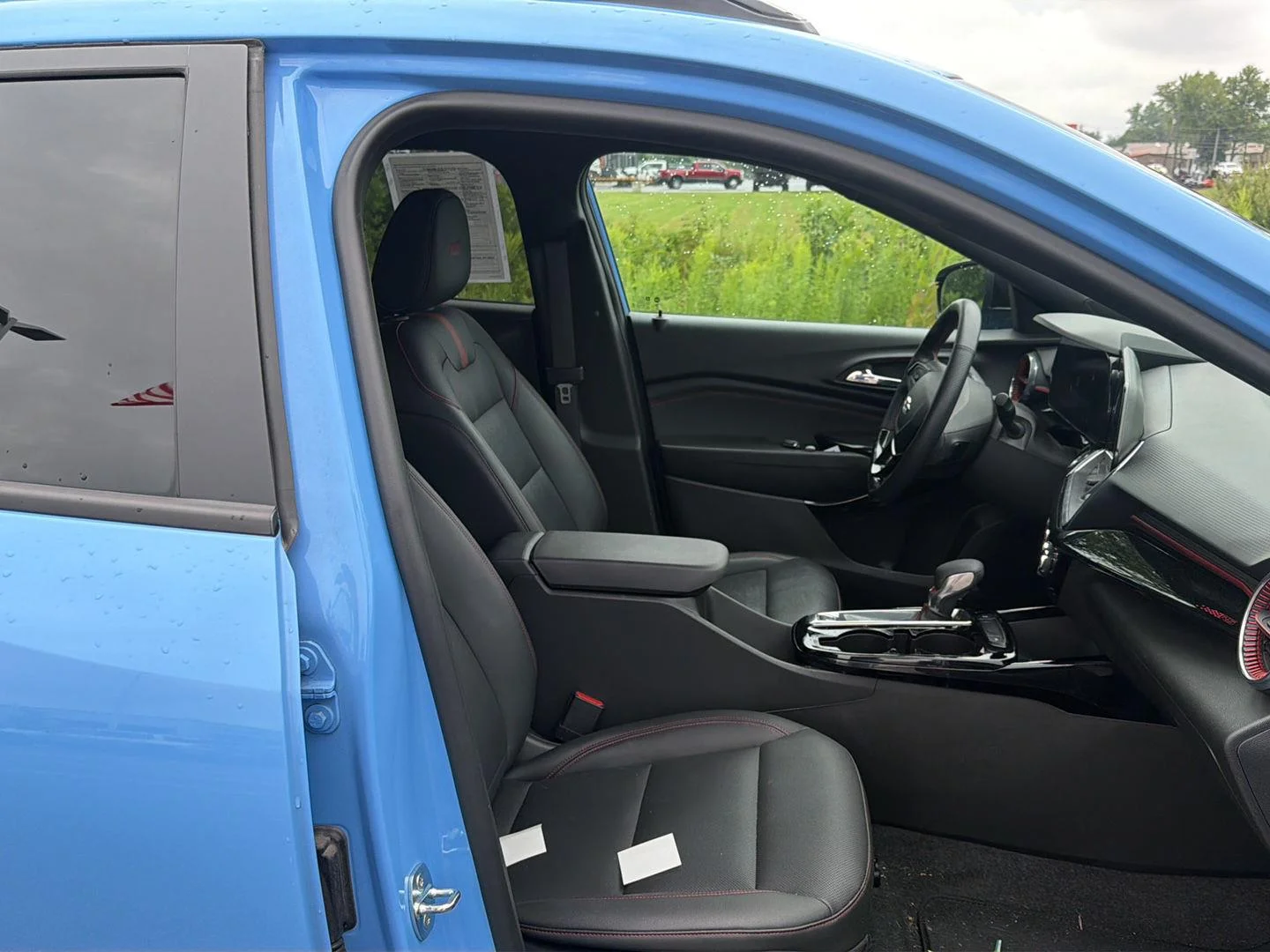 Used 2024 Fountain Blue Chevrolet 2RS image 16