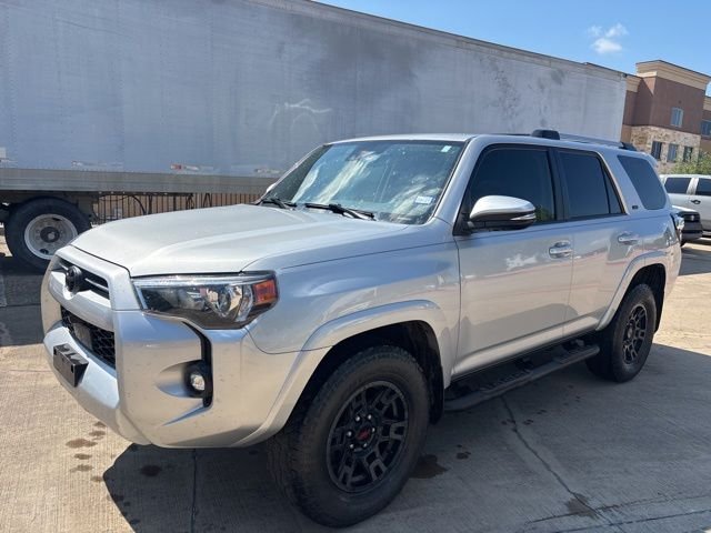 2022 Toyota 4Runner SR5 Premium 4WD V6's photo
