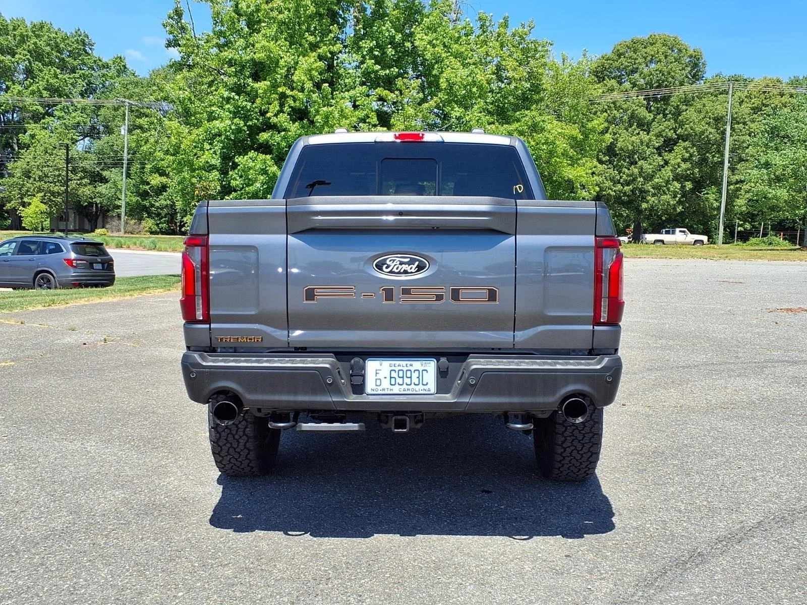 Certified Used 2025 Carbonized Gray Metallic Ford Tremor image 11
