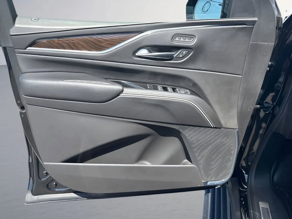 Used 2023 Black Raven Cadillac Sport Platinum image 29