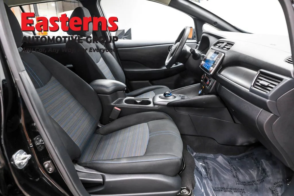 Used 2024 Black Nissan S image 23
