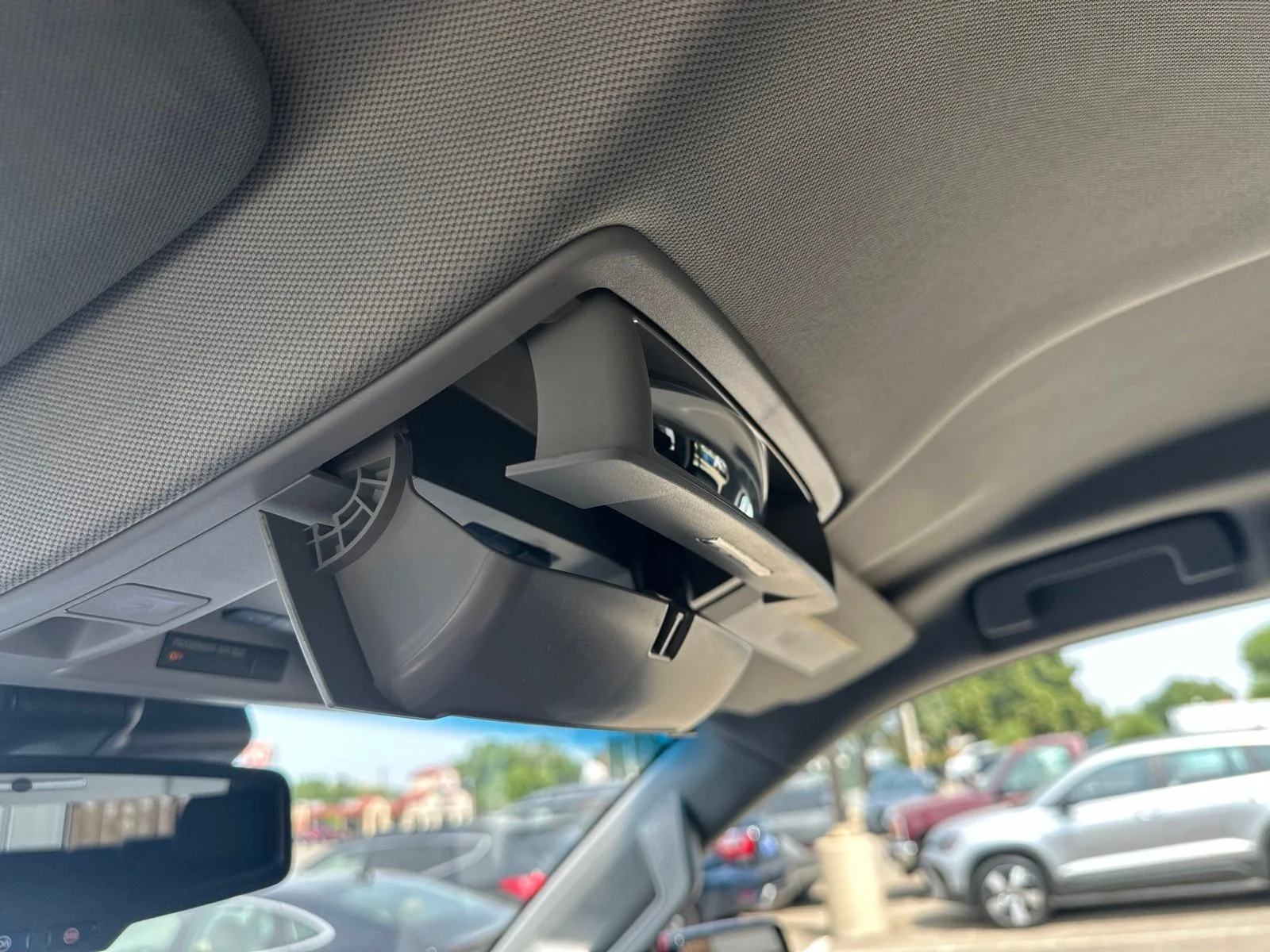 Used 2018 Red GMC SLT image 78
