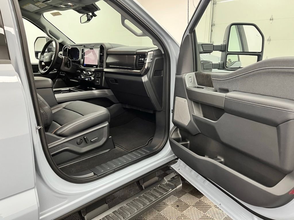New 2026 Gray Ford Lariat image 29