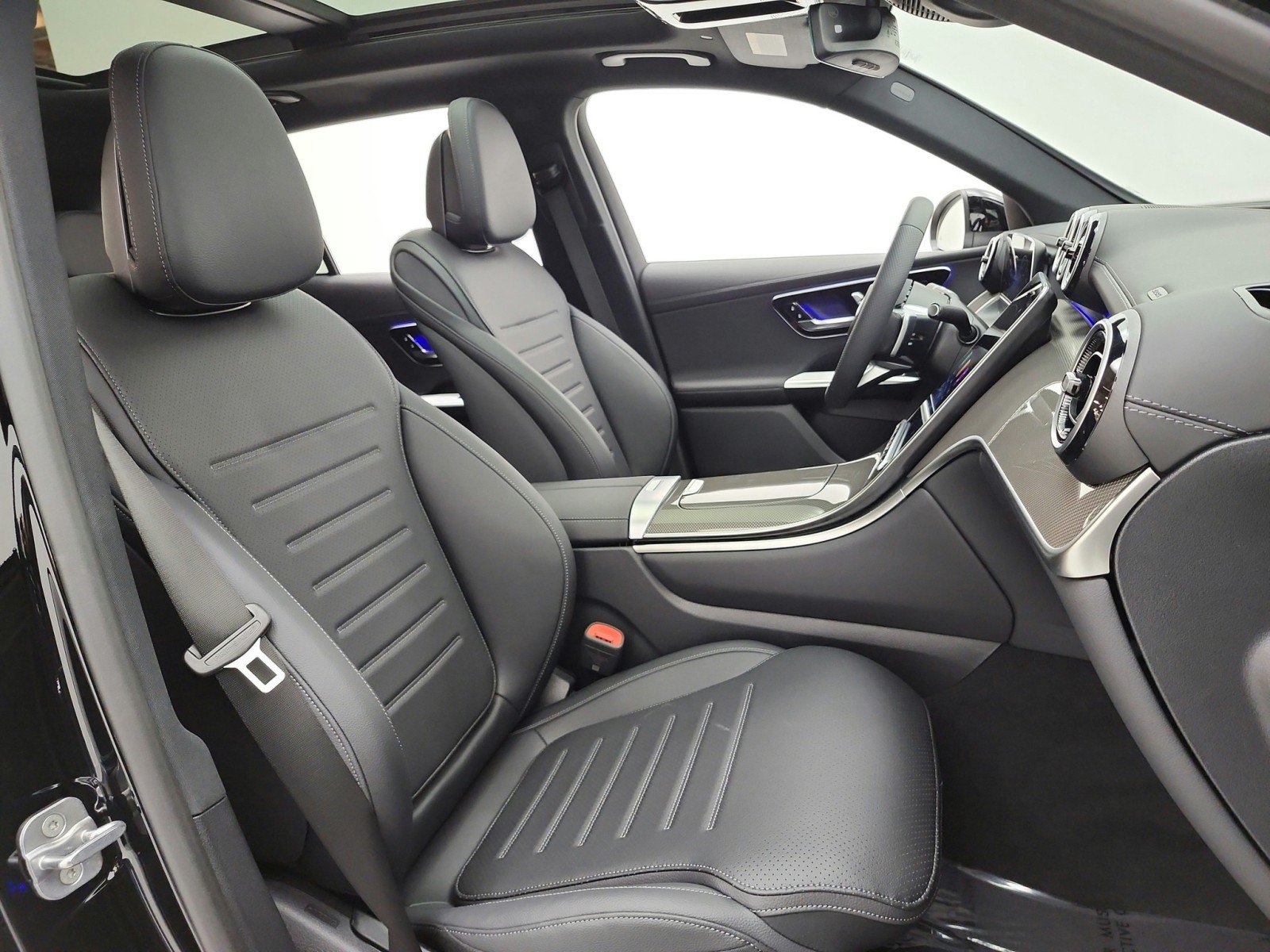 New 2026 Black Mercedes-Benz GLC 300 SUV image 14
