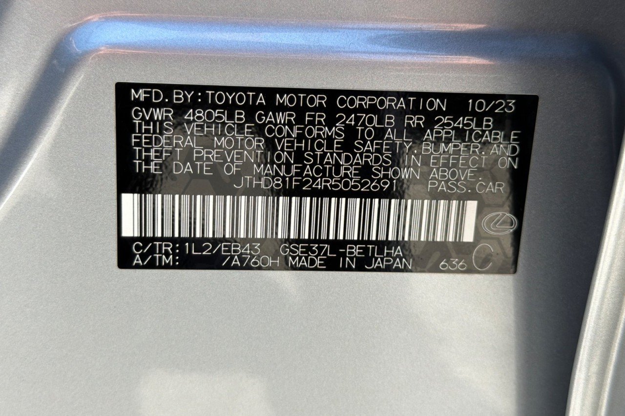 Used 2024  Lexus IS 300 image 27