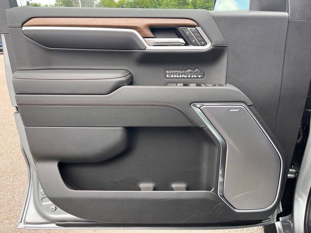 2026 Chevrolet Silverado 1500 High Country - Photo 14