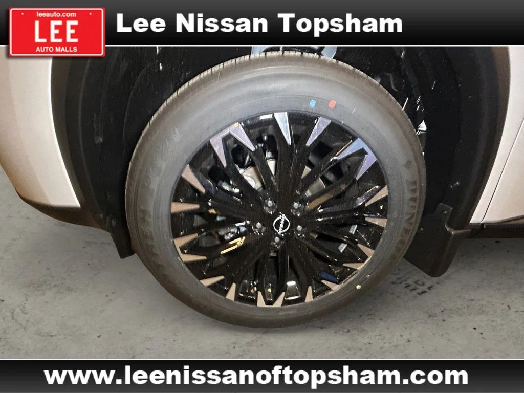 New 2026 Everest White Pearl Tricoat Nissan Dark Armor image 14