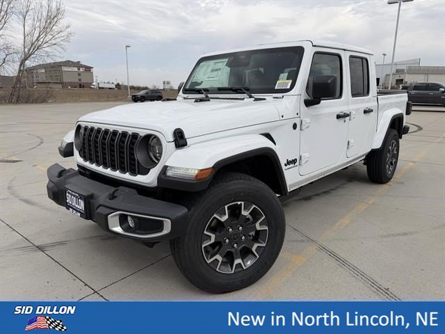 2026 Jeep Gladiator Sahara 4x4