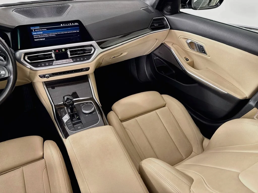 Used 2021 Black BMW 330e xDrive image 31
