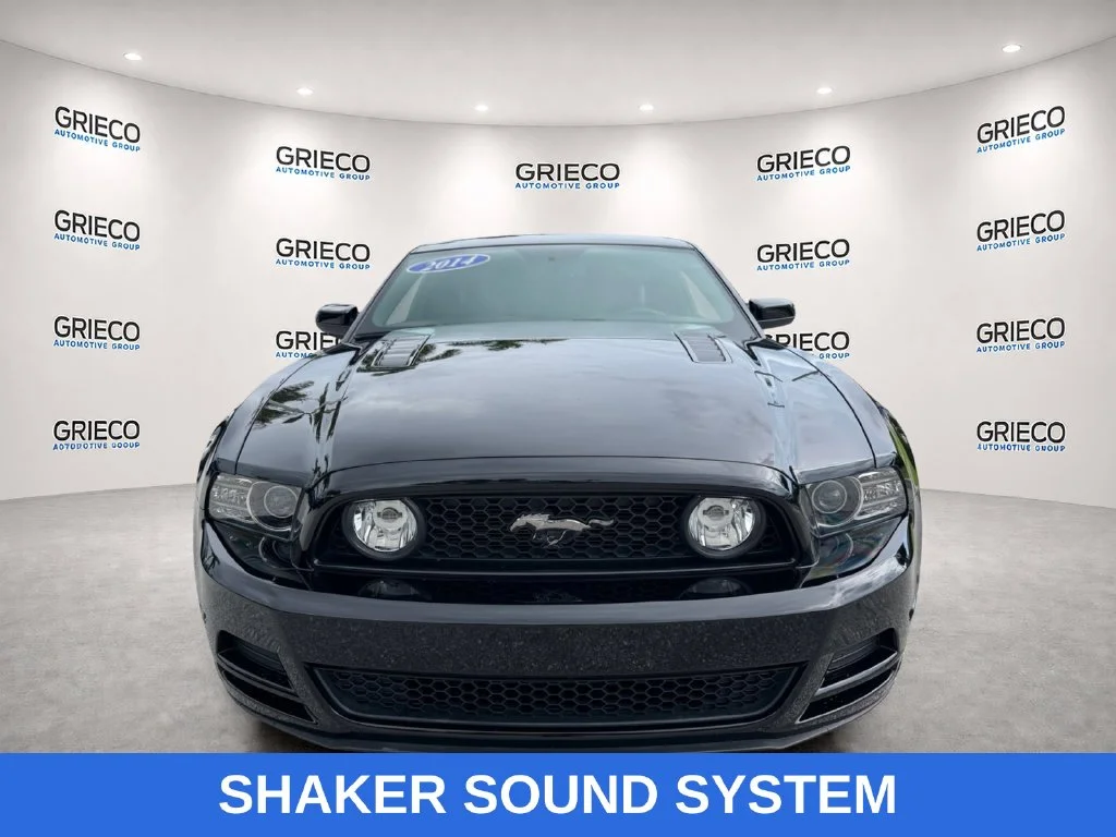 Used 2014 Black Ford GT Premium image 2