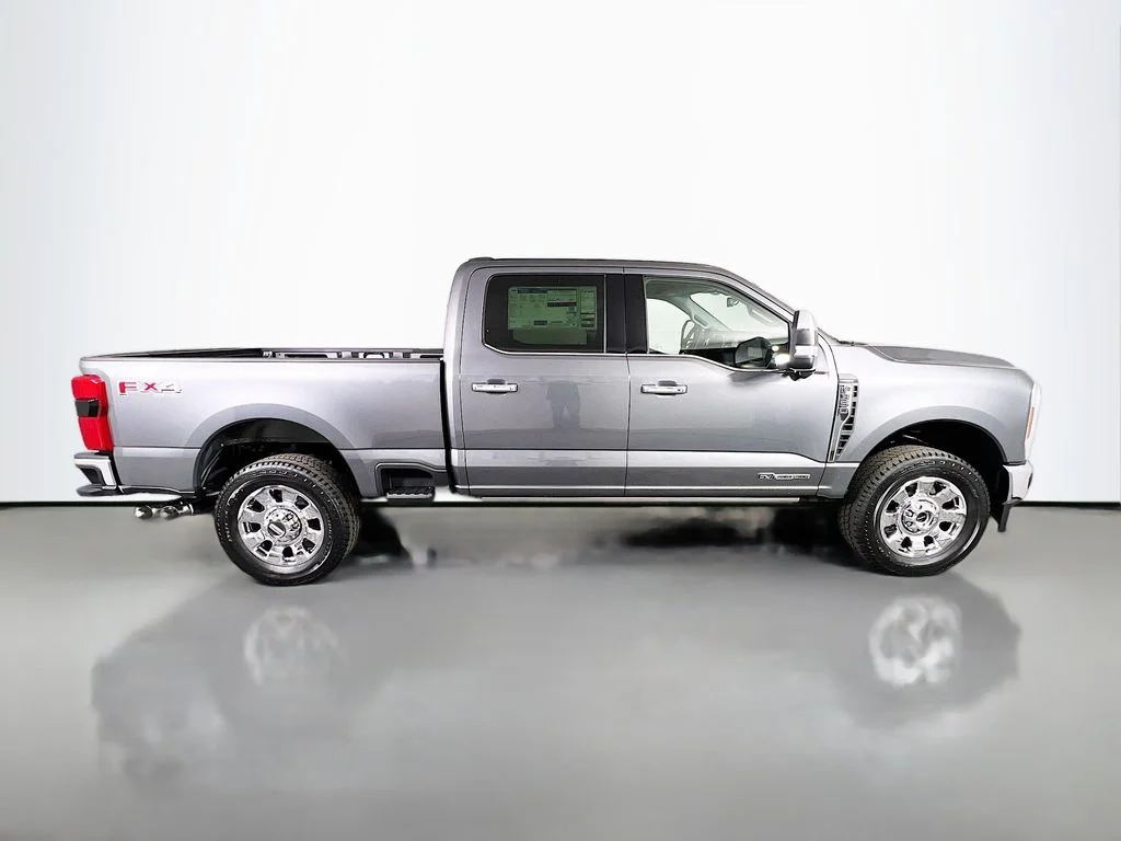 New 2026 Carbonized Gray Metallic Ford Lariat image 18