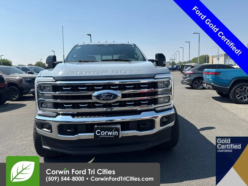 Used 2024 Gray Ford Lariat image 11
