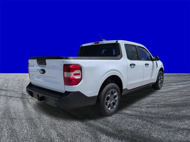 New 2026 Oxford White Ford XLT image 4