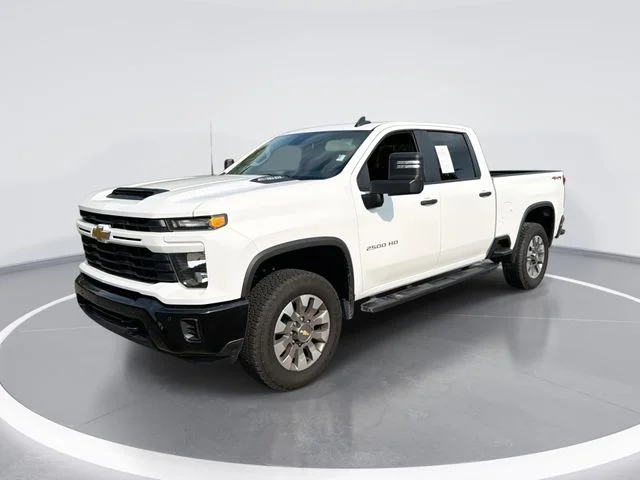 2026 Chevrolet Silverado 2500HD Custom
