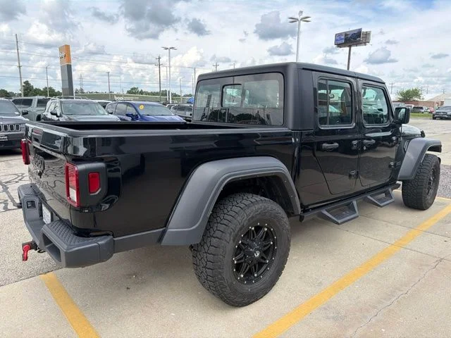 Used 2023 Black Jeep Sport image 6