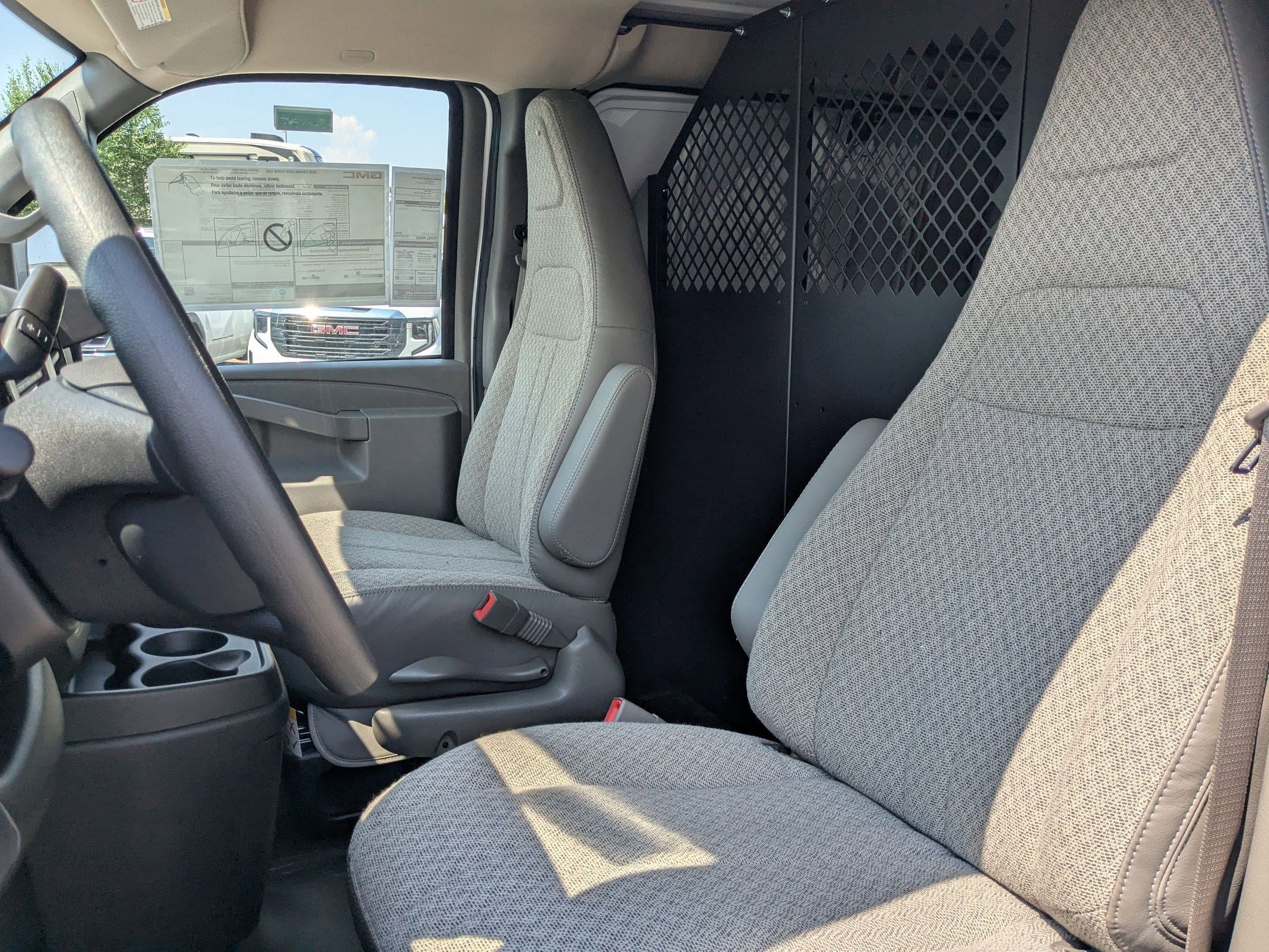 2025 GMC Savana Cargo Work Van - Photo 13