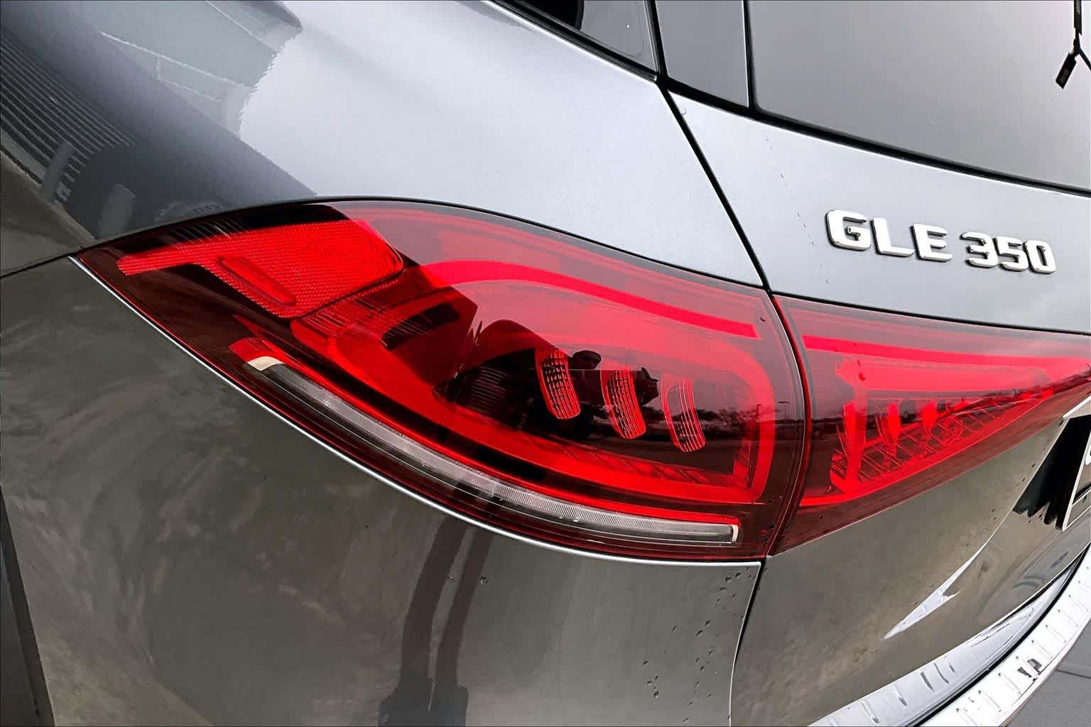 Used 2022 Selenite Grey Metallic Mercedes-Benz GLE 350 image 41