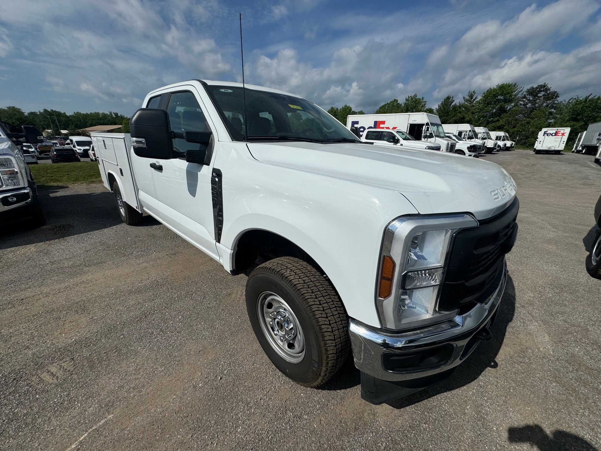New 2025 Oxford White Ford F-250® XL image 5