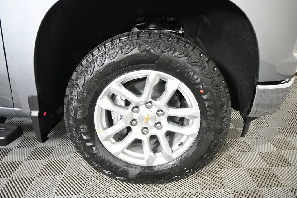 2026 Chevrolet Silverado 1500 LT - Photo 12