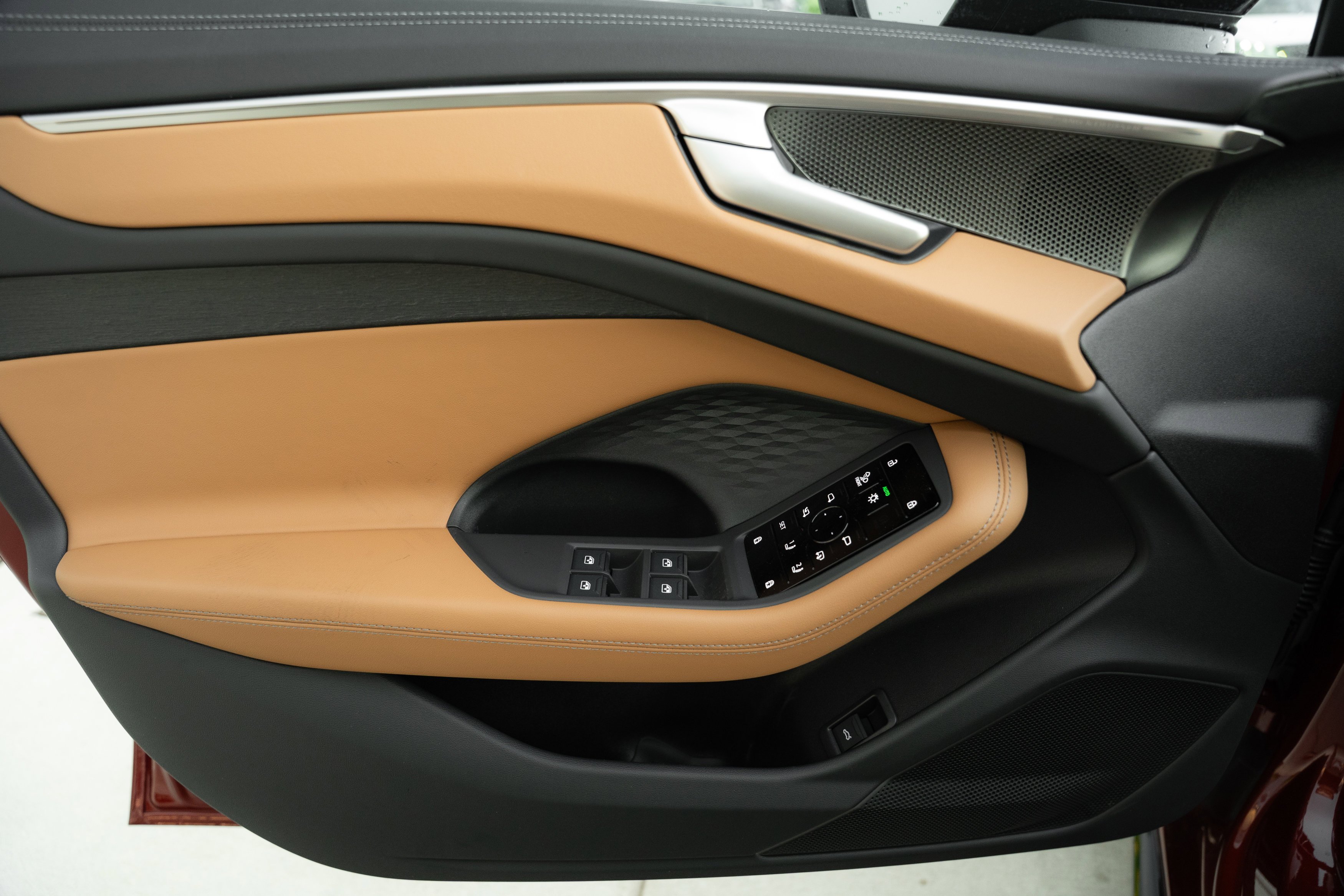 New 2026 Grenadine Audi Premium Plus image 16