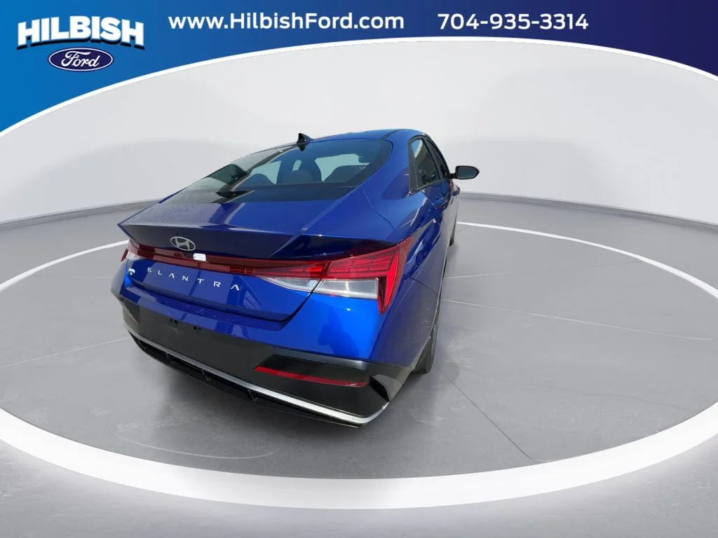 Used 2025 Blue Hyundai SEL Convenience image 7