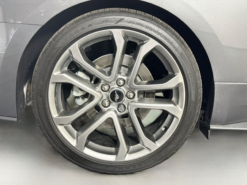 Used 2022 Carbonized Gray Metallic Ford GT Premium image 27