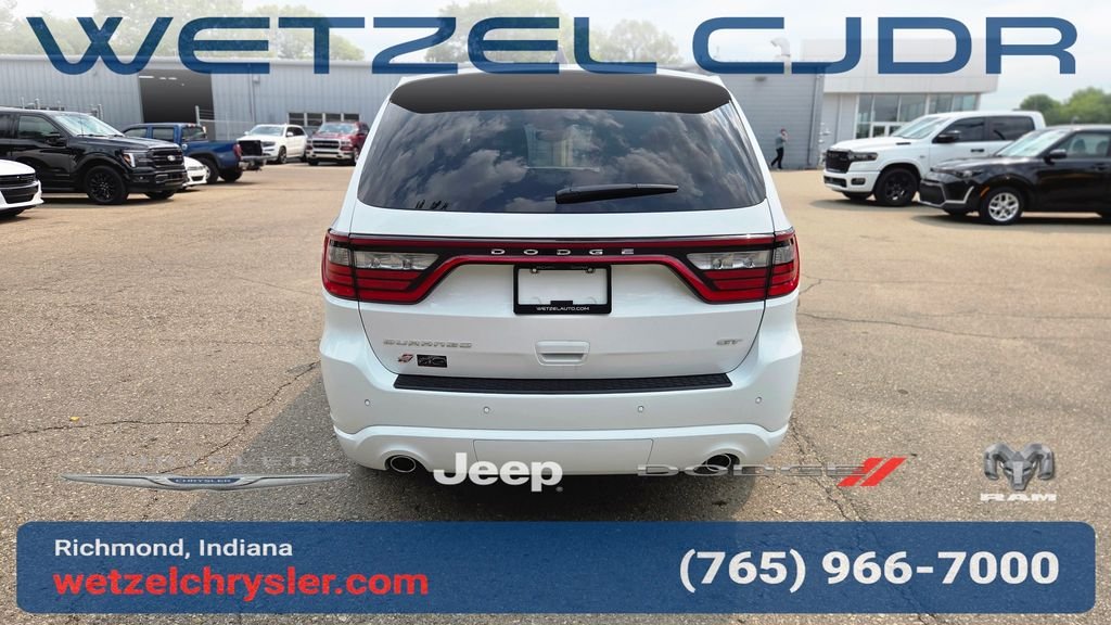New 2026 White Knuckle Clear-Coat Exterior Paint Dodge GT HEMI V8 image 6