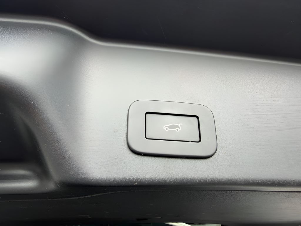 2024 Land Rover Range Rover Evoque S - Photo 16