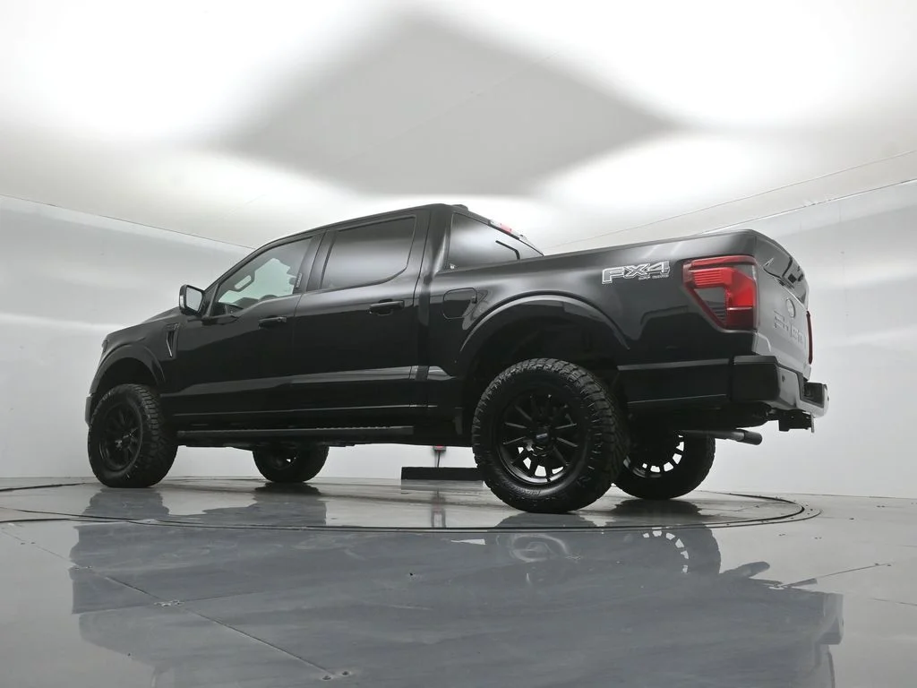 New 2026 Agate Black Metallic Ford XLT image 43