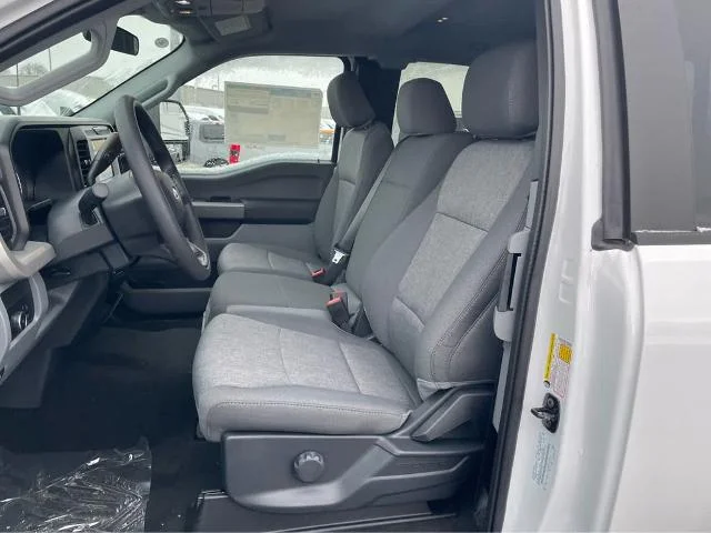 New 2026 Oxford White Ford F-350® XL image 43
