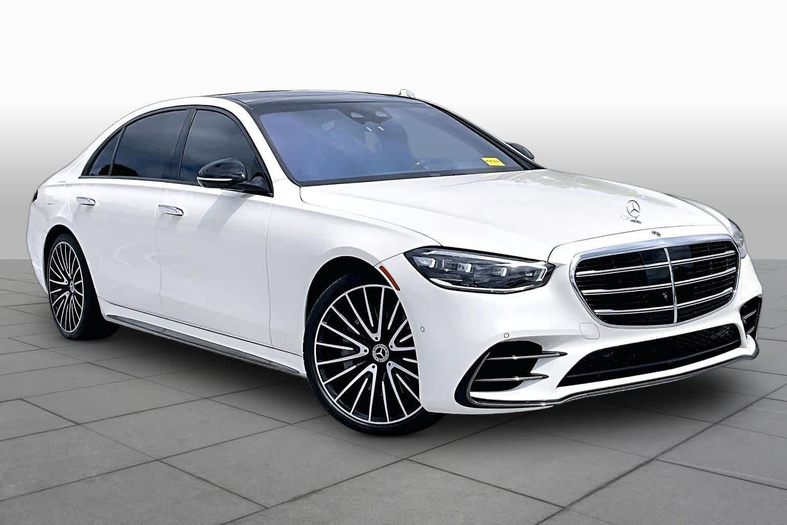 Used 2023 MANUFAKTUR Diamond White Mercedes-Benz S 580 image 3