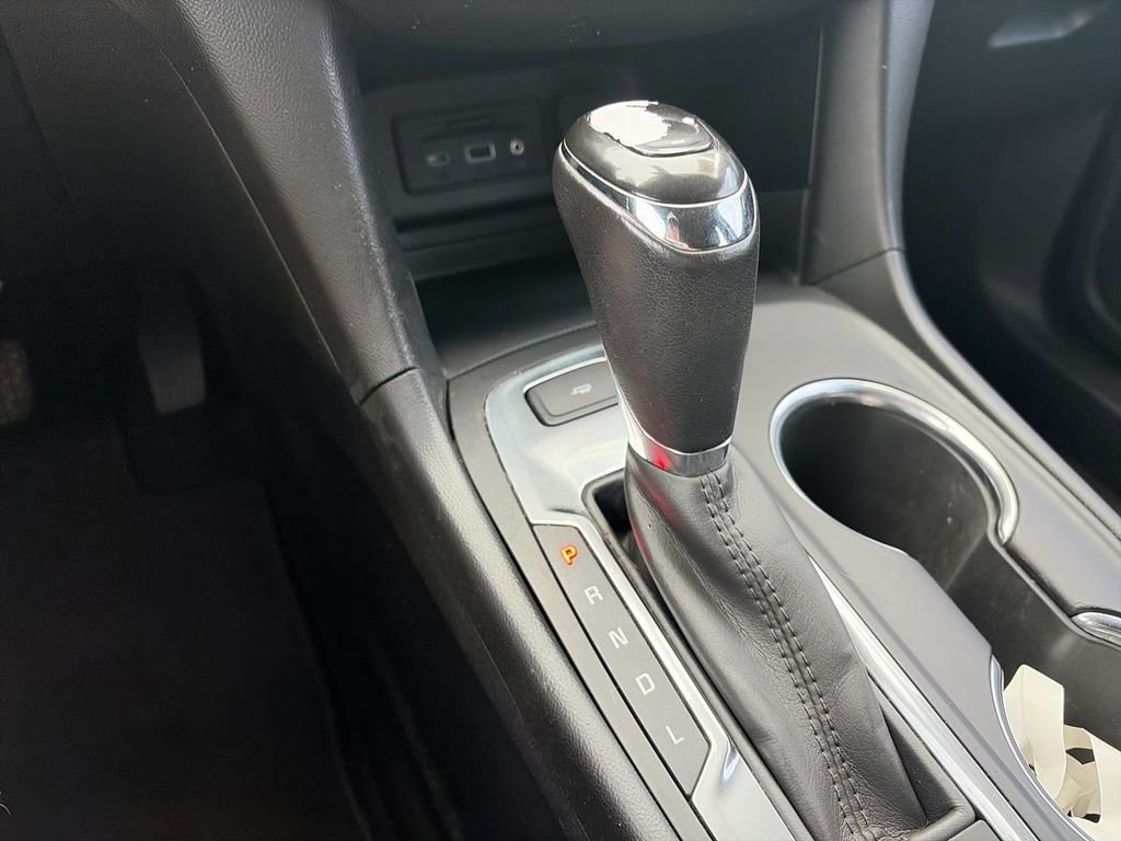 Used 2019 Silver Chevrolet LT image 22
