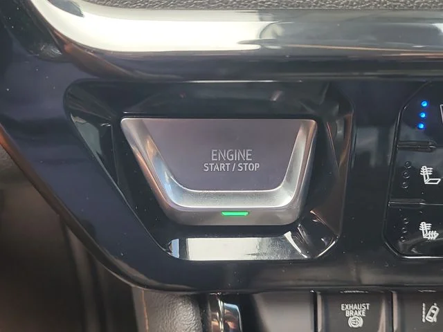 Used 2024 Silver GMC AT4 image 28