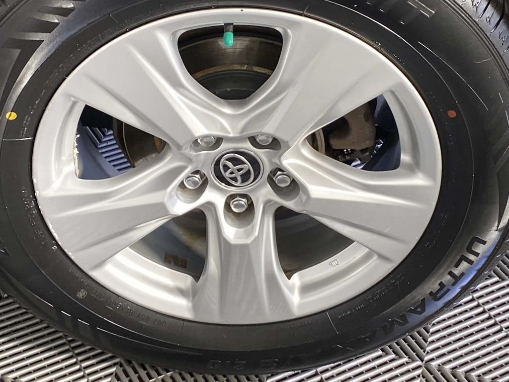 Used 2020 Gray Toyota XLE image 26