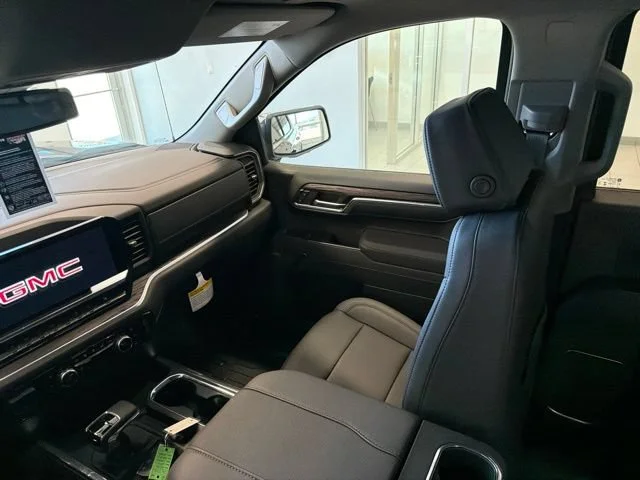 New 2026 Onyx Black GMC SLT image 26