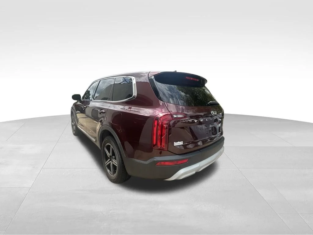 Used 2021 Purple Kia LX image 4