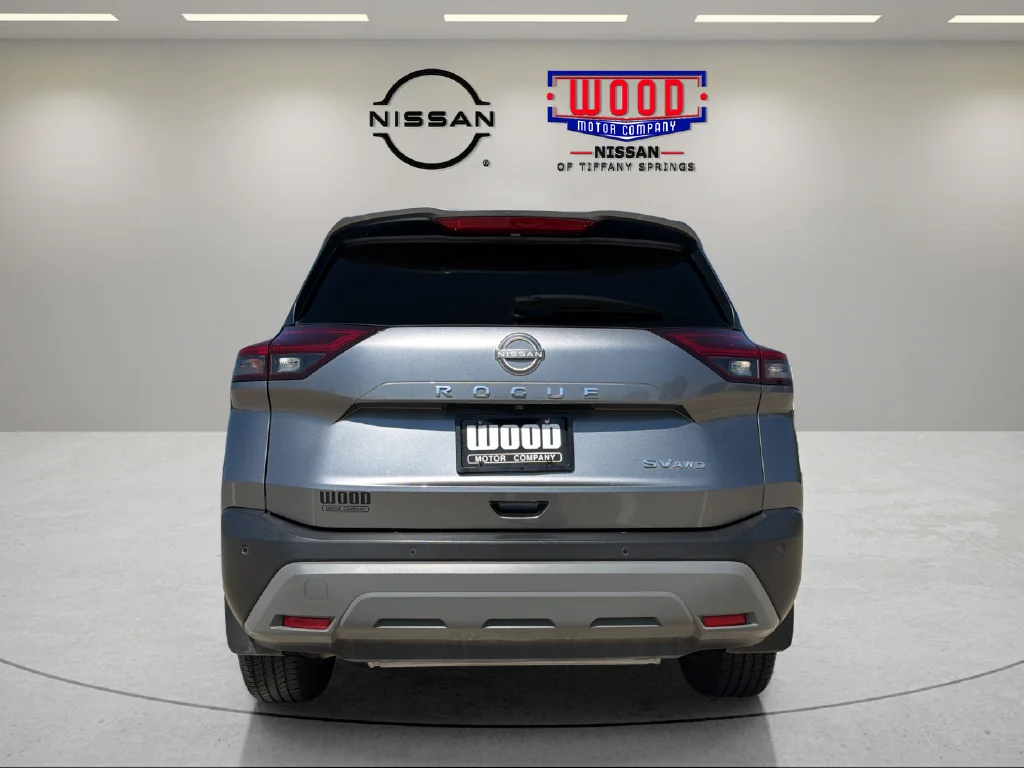 Used 2023 Gun Metallic Nissan SV image 3