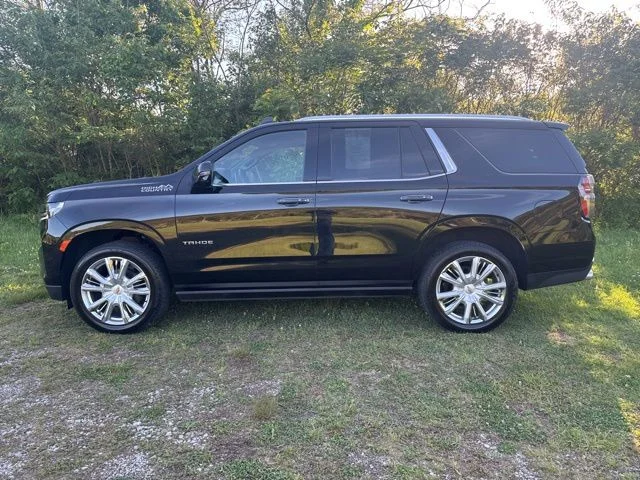 Used 2021 Black Chevrolet High Country image 5